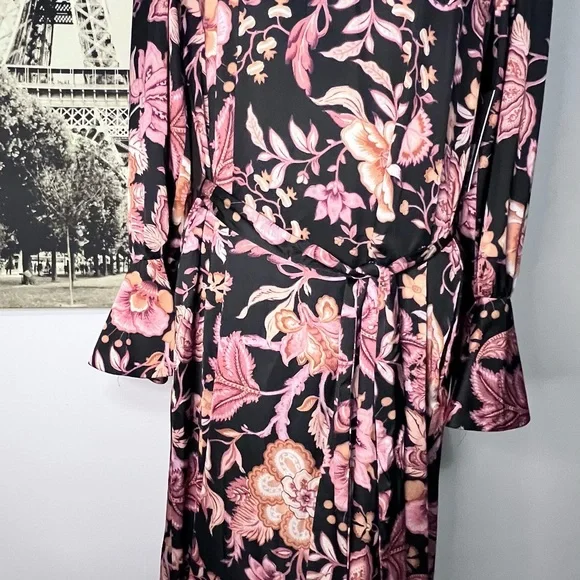 Julia Jordan Floral Long Sleeve Dress in Pink and Black - Picture 6 of 11